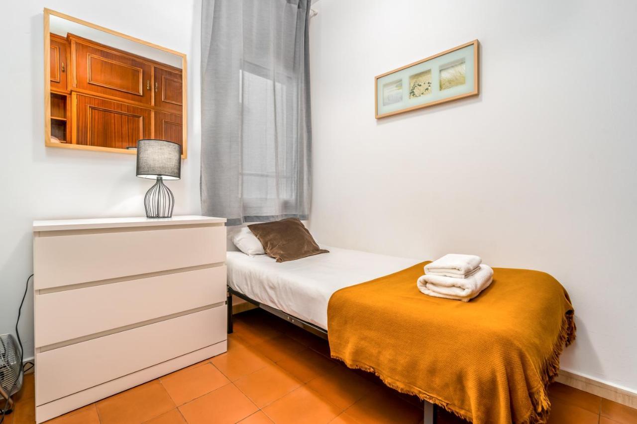 ברצלונה Fridays Flats Arc De Triomf - Solar & Spacious מראה חיצוני תמונה