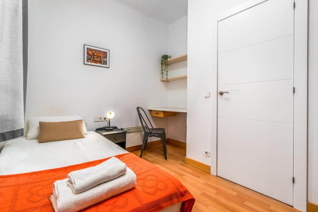 ברצלונה Fridays Flats Arc De Triomf - Solar & Spacious מראה חיצוני תמונה